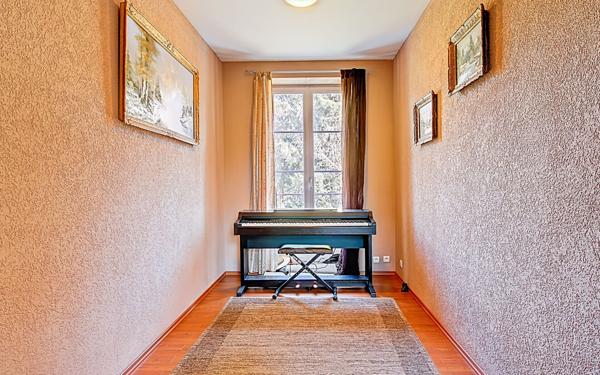 Maison à vendre    5 pièces • 142 m2 Taninges