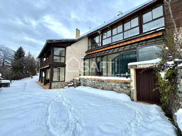 Propriété familiale au coeur de la Vallée de Serre-Chevalier