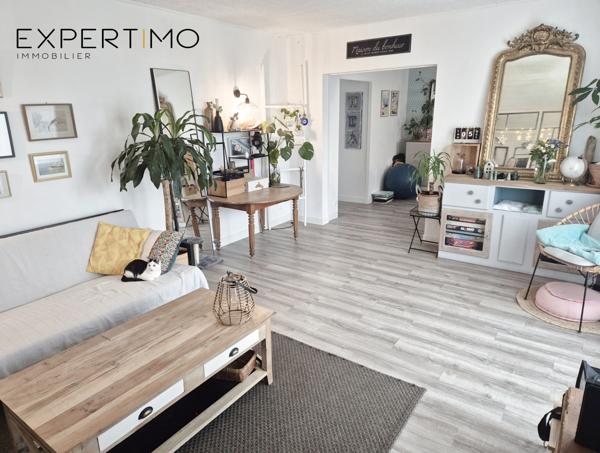 Poitiers (86000) Poitiers - F6 rénové avec 4 chambres + parking couvert + cave