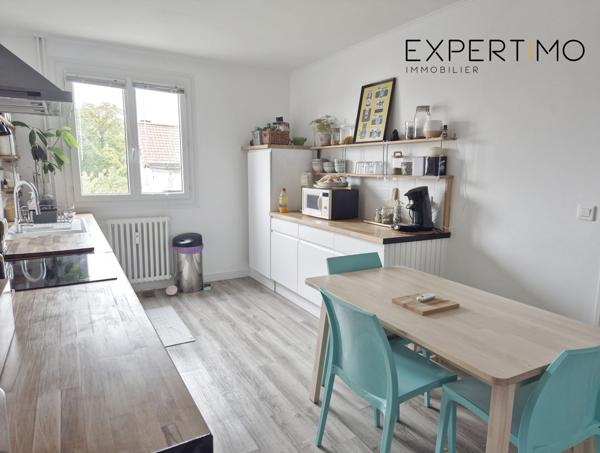 Poitiers (86000) Poitiers - F6 rénové avec 4 chambres + parking couvert + cave