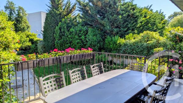 Maison à vendre  6 pièces - 128 m 2   CHAMPIGNY SUR MARNE  - 94