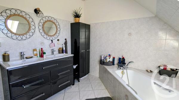 Maison à vendre  6 pièces - 128 m 2   CHAMPIGNY SUR MARNE  - 94