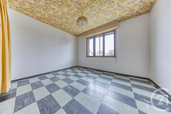Maison à vendre  6 pièces - 121 m 2   VIGNEUX SUR SEINE  - 91