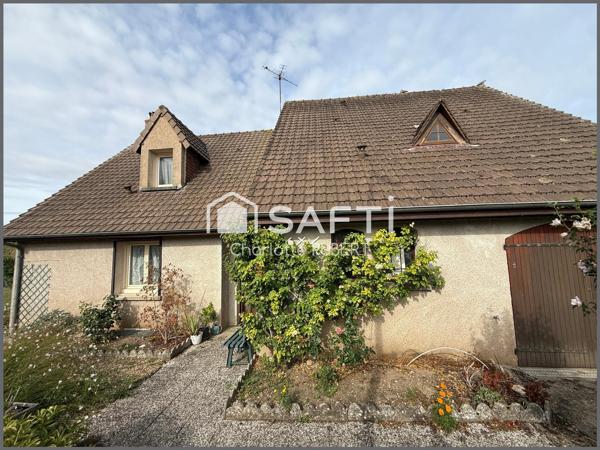 Idéalement située, en plein centre maison 4 chambres avec une vie de plain-pied