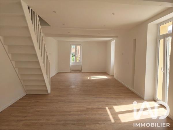 Location maison 4 pièces 110 m² Villevallier