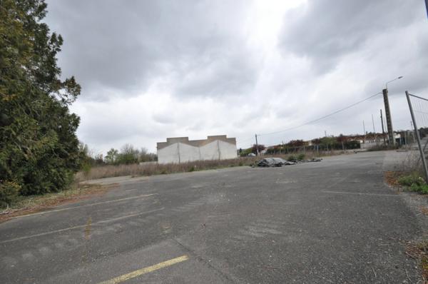 Dpt Vienne (86), à vendre CHATELLERAULT terrain Zone d'Activité Le Sanital