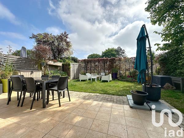 Maison à vendre 5 pièces 98 m² Montigny-le-Bretonneux