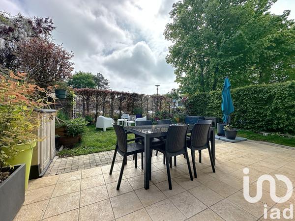 Maison à vendre 5 pièces 98 m² Montigny-le-Bretonneux