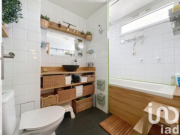 Maison à vendre 5 pièces 98 m² Montigny-le-Bretonneux