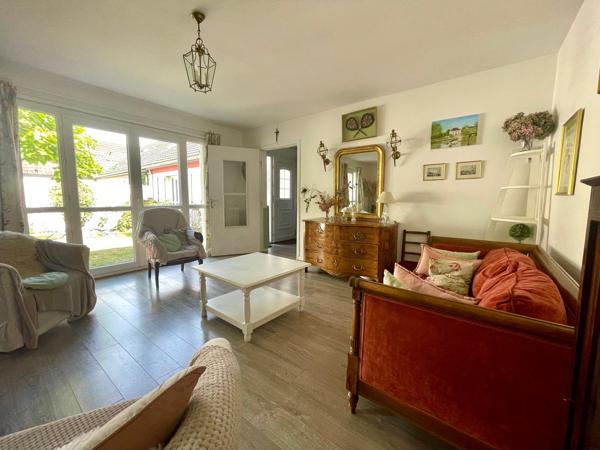 Maison
         8 pièces
        - 132 m² Exclusivité 379 000 € *