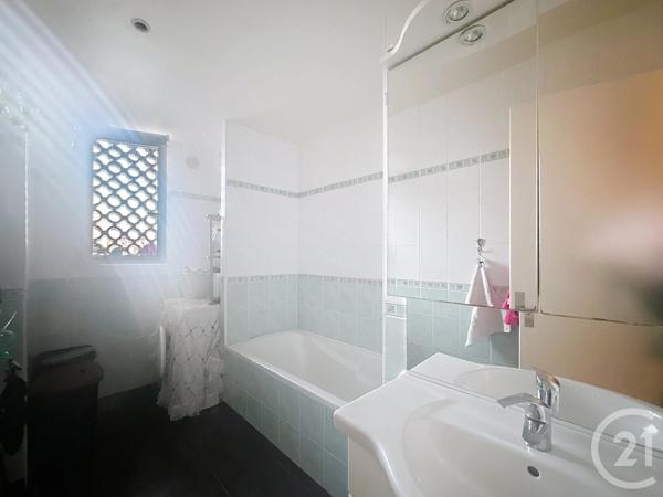 Appartement à vendre  5 pièces - 90,57 m2 GARGES LES GONESSE - 95