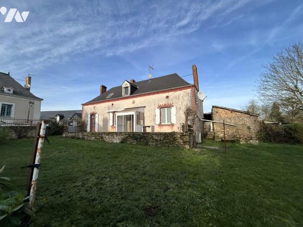 Maison à rénover avec potentiel et terrain