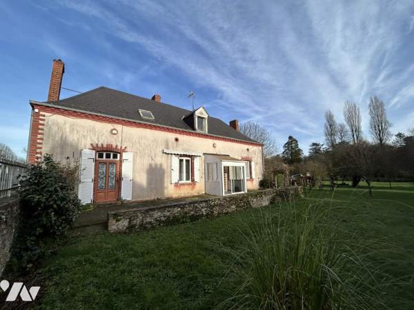 Maison à rénover avec potentiel et terrain