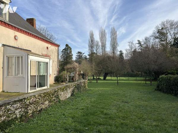 Maison à rénover avec potentiel et terrain