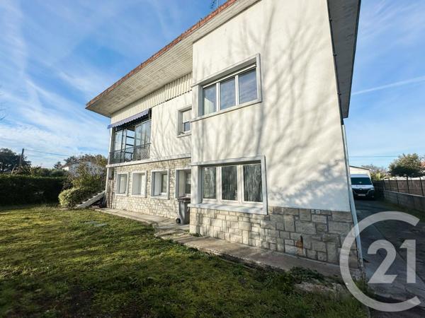 Appartement Studio à vendre  1 pièce - 24 m 2   DAX  - 40
