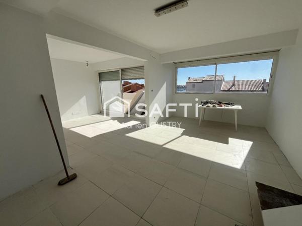 Duplex secteur Port avec vue