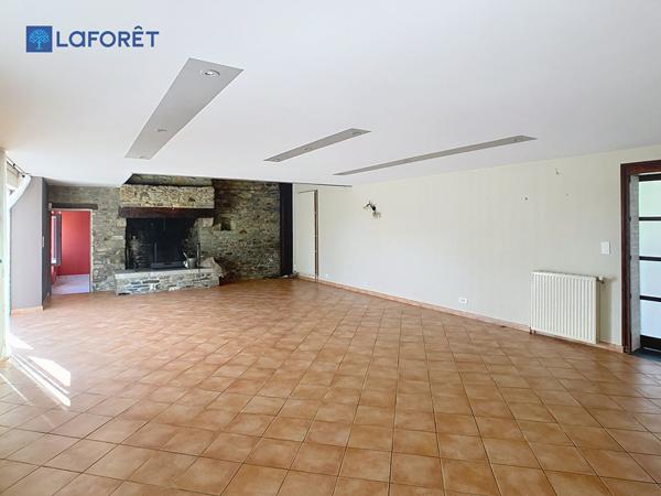 Achat maison Pontivy - 7 pièce(s) - 238 m² - 372 750 €