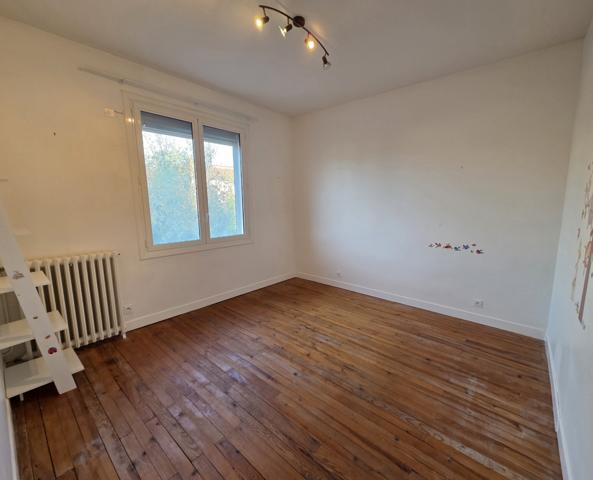Maison 7 pièce(s) 5 chambre(s) 173 m²