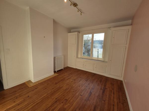 Maison 7 pièce(s) 5 chambre(s) 173 m²