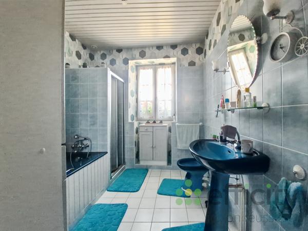 Maison 7 pièces - 180 m²