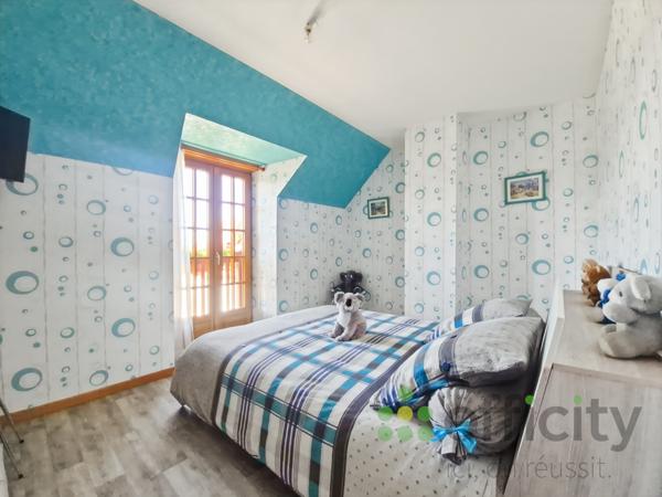 Maison 7 pièces - 180 m²