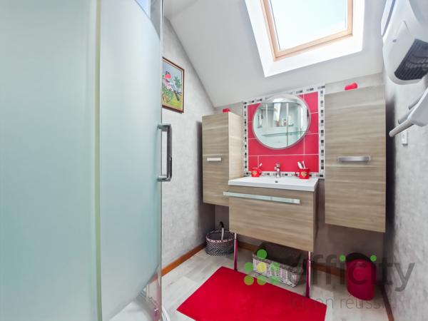 Maison 7 pièces - 180 m²