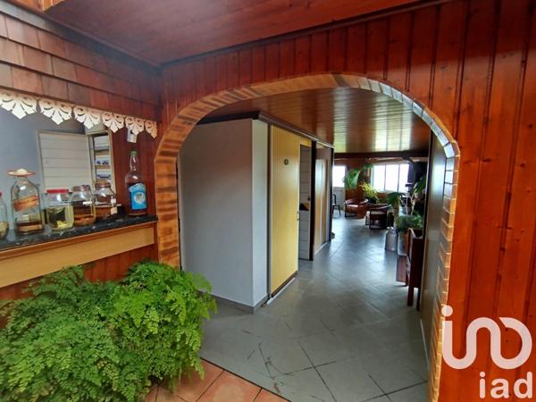 Maison rustique 10 pièces de 418 m² à Saint-Joseph (97480)