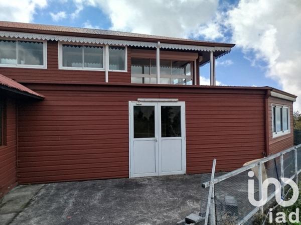 Maison rustique 10 pièces de 418 m² à Saint-Joseph (97480)