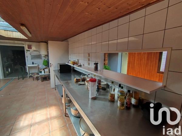 Maison rustique 10 pièces de 418 m² à Saint-Joseph (97480)