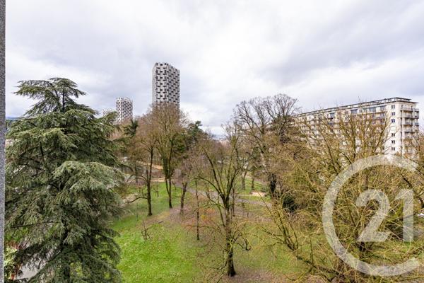 Appartement F3 à vendre  4 pièces - 80,05 m2 GRENOBLE - 38
