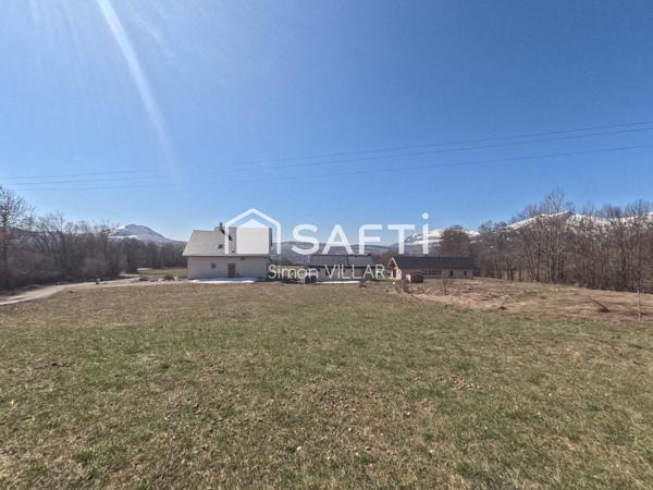 Terrain 510 m² viabilisé avec vue panoramique