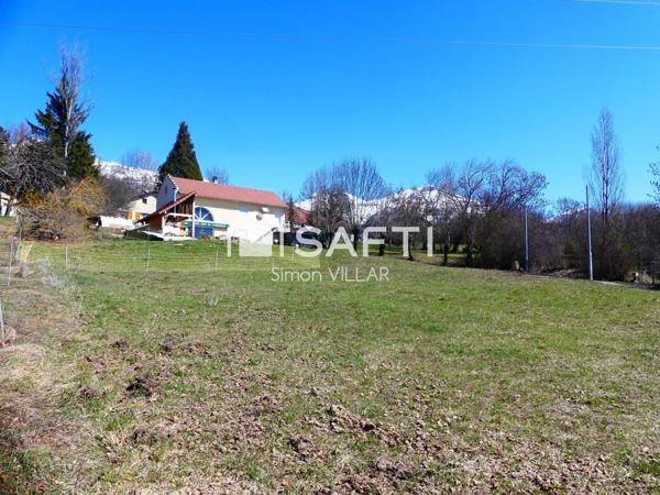 Terrain 510 m² viabilisé avec vue panoramique