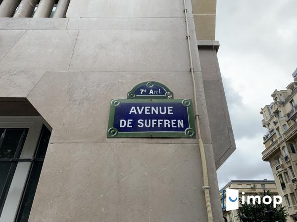 5 pièces à deux pas de la Tour Eiffel