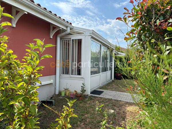 Vente
                Maison74 m² - 3 Pièces -
                    SOULAC SUR MER (33780)