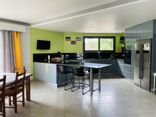 Vente / Maison T5 à Saint-Louis-de-Montferrand (33440)