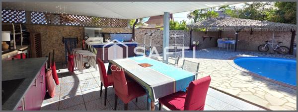 Propriété de 4 logements à vendre à Kourou