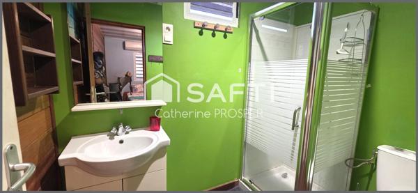 Propriété de 4 logements à vendre à Kourou