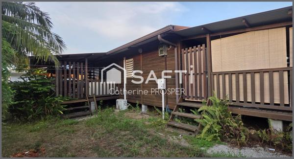 Propriété de 4 logements à vendre à Kourou