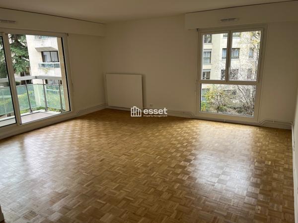 Location Appartement 5 pièces 110 m² - Le Chesnay 78150