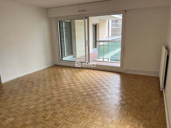 Location Appartement 5 pièces 110 m² - Le Chesnay 78150