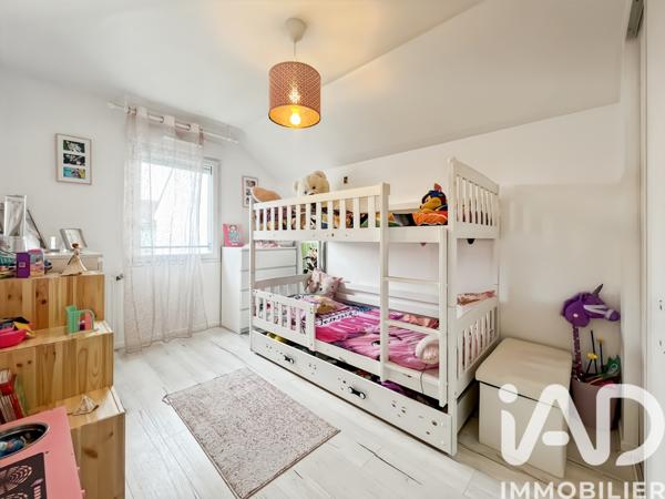 Maison à vendre 5 pièces 80 m² Évry-Grégy-sur-Yerre