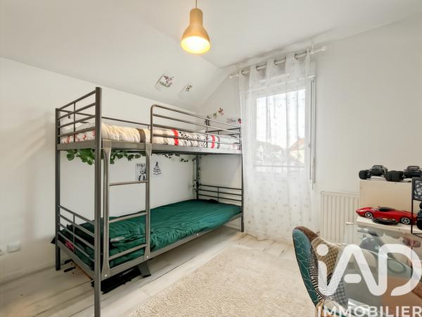 Maison à vendre 5 pièces 80 m² Évry-Grégy-sur-Yerre