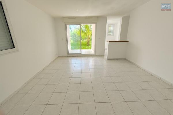 A vendre grand T2 avec jardin dans la residence les huppes de bourbon à La Montagne