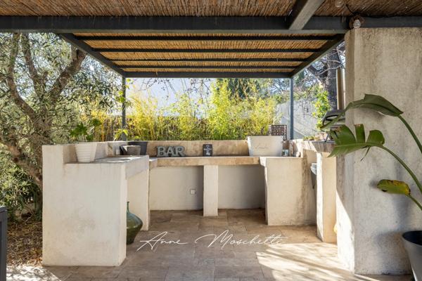 Bastide de 160 m² sur un terrain de 840 m² - 5 chambres à Ceyreste (13600)