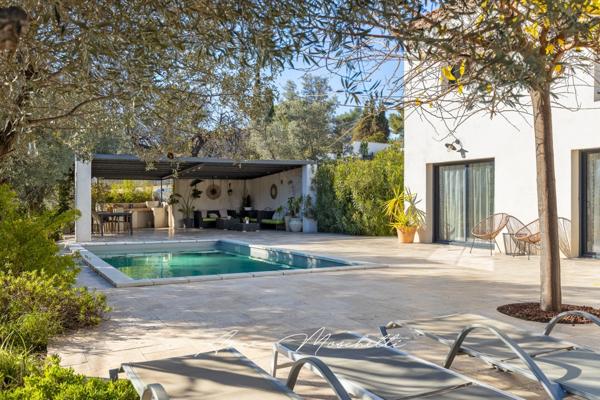 Bastide de 160 m² sur un terrain de 840 m² - 5 chambres à Ceyreste (13600)