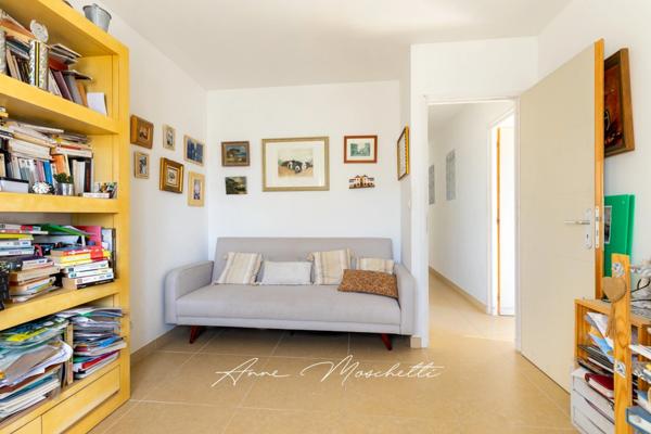 Bastide de 160 m² sur un terrain de 840 m² - 5 chambres à Ceyreste (13600)