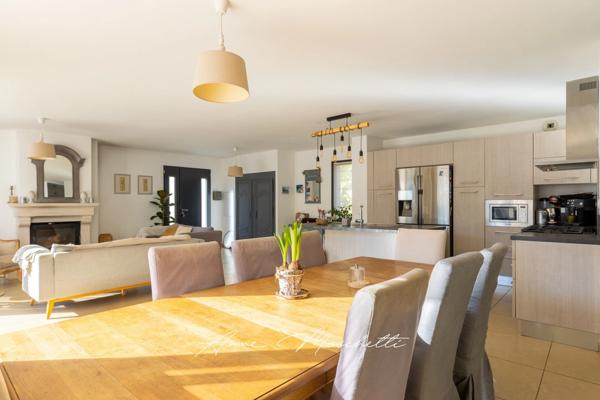 Bastide de 160 m² sur un terrain de 840 m² - 5 chambres à Ceyreste (13600)