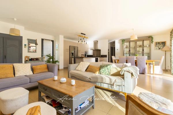 Bastide de 160 m² sur un terrain de 840 m² - 5 chambres à Ceyreste (13600)