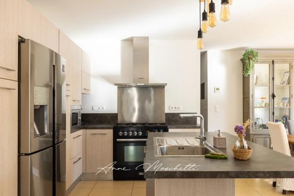 Bastide de 160 m² sur un terrain de 840 m² - 5 chambres à Ceyreste (13600)