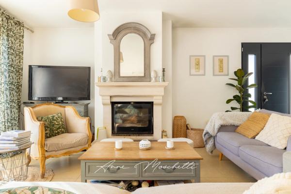 Bastide de 160 m² sur un terrain de 840 m² - 5 chambres à Ceyreste (13600)